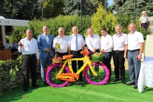 ORAȘUL CIMIȘLIA, ÎNMIRESMAT DE AROMA STRUGURILOR  CHIHLIMBARII