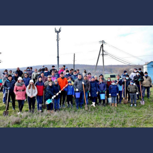 Acțiune de plantare a arborilor: „Un arbore pentru dăinuirea noastră”