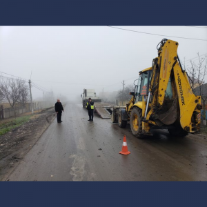 Lucrări de reparație în cadrul drumului local L553-R26 Batîr-Ciuflești