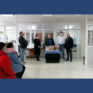 În raionul Cimișlia 15 familii au beneficiat de tablete ce vor facilita accesul la informație și studiilor online