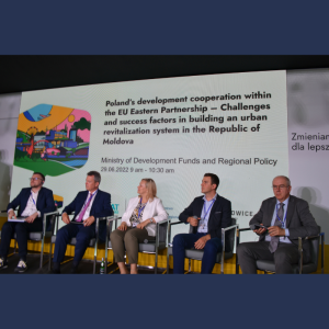 Șeful Direcției Economie și Atragerea Investițiilor, Sidor Vasile, alături de funcționari de la Ministerul Infrastructurii și Dezvoltării Regionale, reprezentanți ADR Sud, ADR Nord și autorități publice locale din Ceadîr – Lunga, Edineț și Ungheni au participat la cea de a XI-a ediție a Forumului Mondial Urban