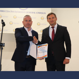 Festivitate dedicată Zilei profesionale a lucrătorilor din învățământ